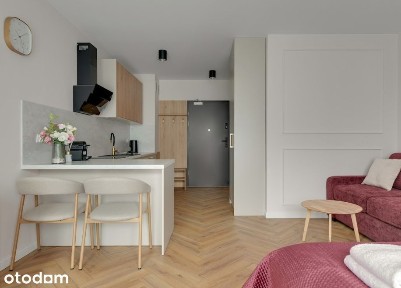 MOSTEK 2 | KAWALERKA 30 M² | BALKON | WINDA | INTERNET