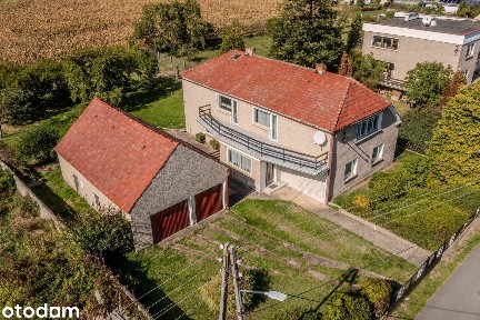 Ochodze - dom z 2 mieszkaniami, działka 1480m2