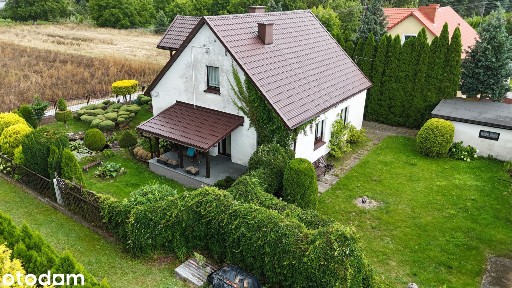 Dom wolnostojący z budynkami, ponad 200m2, Laskowice Pomorskie