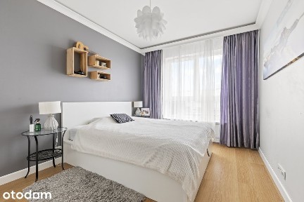 Służewiec, ostatnie piętro. Kuchnia z oknem, balkon 9 m² na słońce