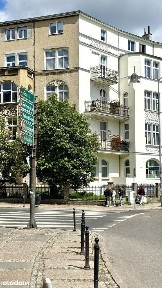 Na sprzedaż 3 pokoje z widokiem na Plac Odrodzenia