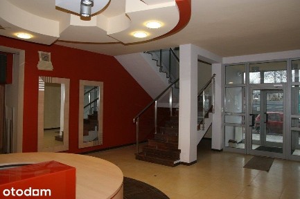 Biuro 22m2 Radom Gazowa. Parking, Media, Klima