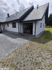 Dom na wynajem w malowniczej wsi nad jeziorem