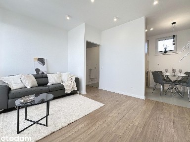 2 pokoje 51 m², widna kuchnia, garderoba, 2 balkony, klimatyzacja