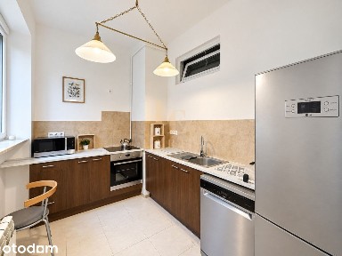 3 pokoje | 60 m² | Centrum | Kamienica | Metro
