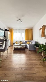 Dom 110 m2, dwa mieszkania, Osiedle Jary
