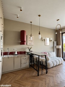 WYJĄTKOWY APARTAMENT | AUTONOMIA PRASKA | 3,2 M WYSOKOŚCI | BALKON