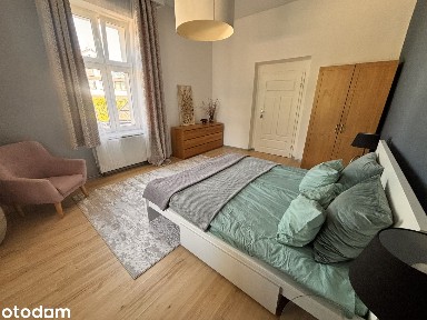 REZERWACJA 4 pokoje (3 niezależne sypialnie + salon), 78 m²