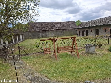 Gospodarstwo rolne z dużym potencjałem i gruntami (10,76 ha).