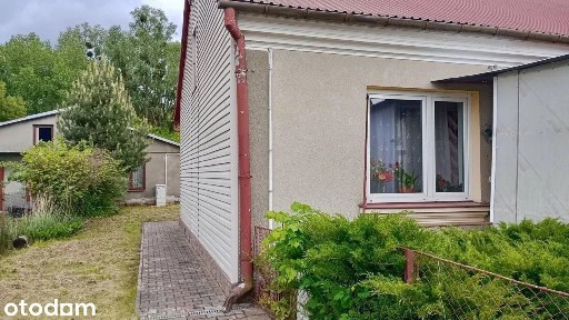 Dom na dużej, uzbrojonej działce w atrakcyjnej lokalizacji