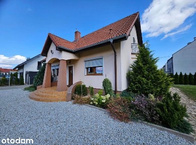Dom wolnostojący w Karkonoszach - Jelenia Góra, Polska