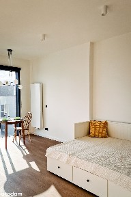 Bezpośrednio. Prestiżowy apartament w Towarowa Towers
