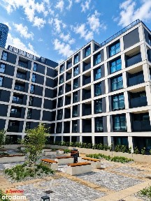 Apartament 2 pokojowy, przy Sky Tower