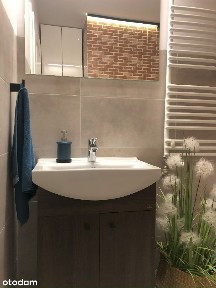 wysoki loft z antresolą na Starej Ochocie