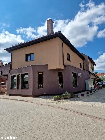 Budynek usługowo- mieszkalny Świebodzice