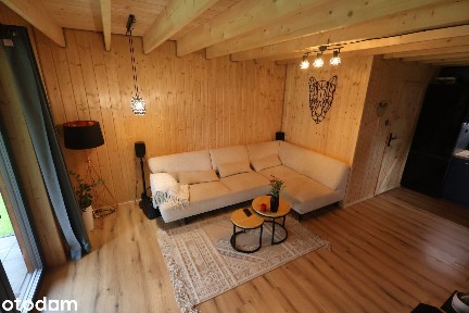 Dom wolnostojący 70 m² z garażem i tarasem - gotowy do zamieszkania