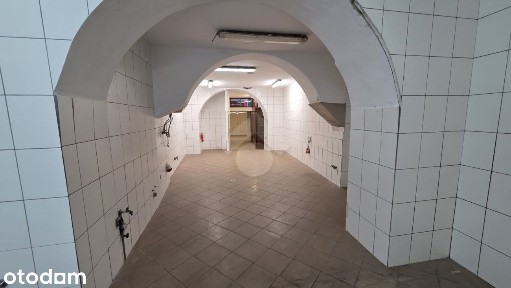 ul. Hetmana Żółkiewskiego - lokal użytkowy 86,8 m²