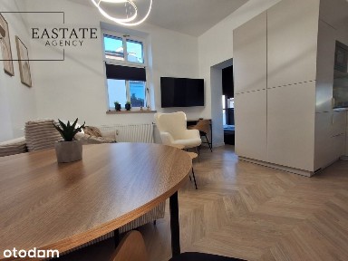 Wyjątkowa kawalerka w ścisłym centrum Katowic
