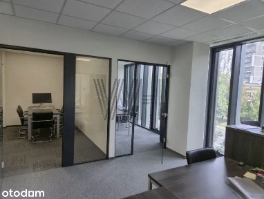 Biuro 208 m² z 4 miejscami parkingowymi w cenie