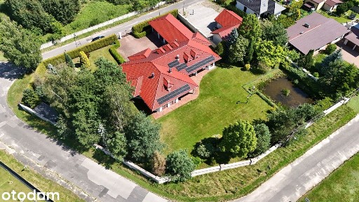Komfortowa Rezydencja Rodzinna | 3148 m² Działki | Garaż 70 m²