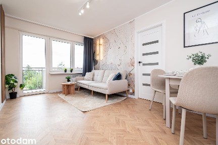 Rozkładowe 3 pokojowe na os. DOBRZEC/DO REMONTU/DUŻY BALKON/WINDA