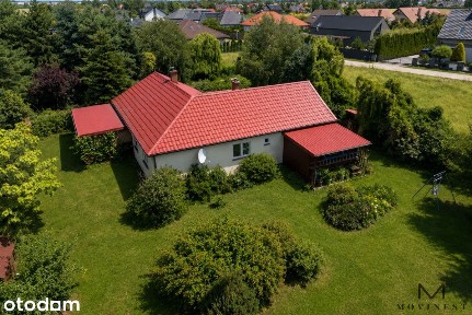 Dom z parkiem na działce 5509 m² w Dąbrowie!