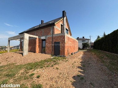 Nowy dom z garażem i tarasem Cynków