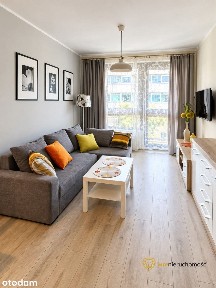 2 pokoje z dużym balkonem | Stare Miasto