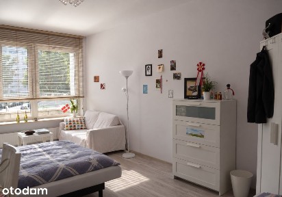 | Blisko Metra | Ogródek | Miejsce Postojowe|