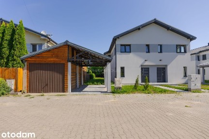 Bliźniak w stanie deweloperskim w Jadwisinie