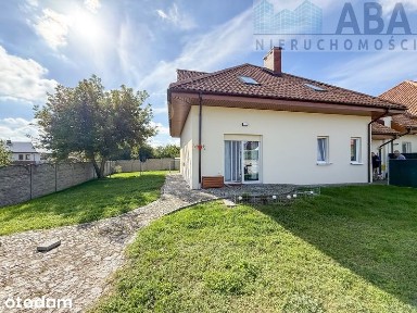DOM DWULOKALOWY W KONINIE - 2 NIEZALEŻNE LOKALE I 588 M² DZIAŁKI