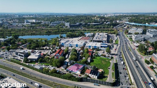 Szklarska 13: dom z warsztatem-do zamieszkania albo kontynuacji najmu