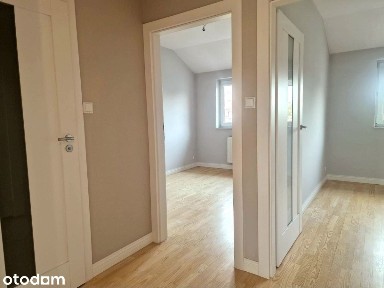 3 komfortowe pokoje, z widną kuchnią
