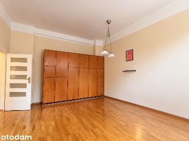 Muranów, Nowolipki | 55m² | 2 pokoje | Wys. 3,47m | Jasne | Cegła