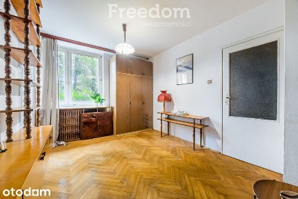 Kameralna kawalerka w Śródmieściu/Bielańska