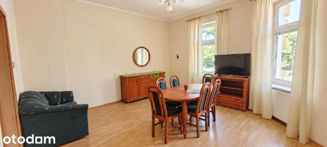 Mieszkanie 3 pokoje, 64 m², 1. piętro