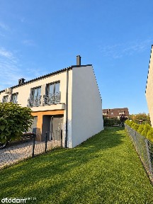 Skrajny szereg z ogrodem, garażem i poddaszem | Kamieniec Wrocławski