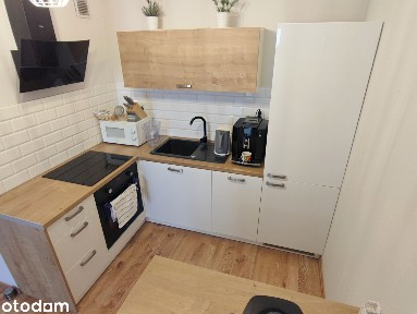 Komfortowe / Balkon / Stacja PKP 210 m/ Możliwość kupna Garażu