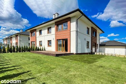 Nowoczesne apartamenty z ogródkiem i poddaszem w Belsku Dużym,163m2