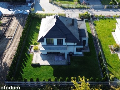 Dom 178 m² w Radomiu,5 pokoi, garaż na 2 samochody