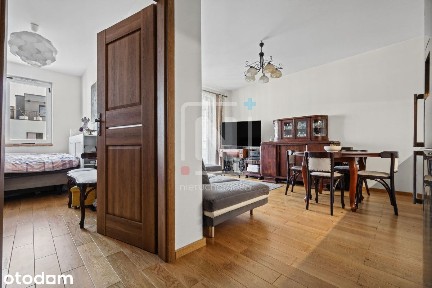 | Loggia | Cicha i zielona okolica | Garaż |