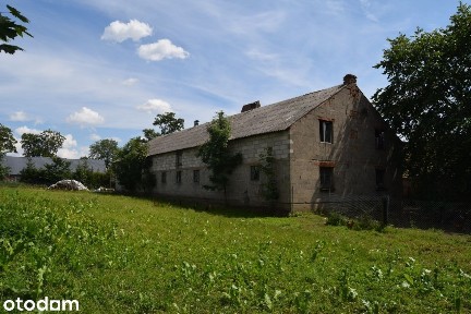 Obora murowana 650 m2, działka 2400 m2