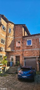 Kamienica z garażem i tarasem w ścisłym centrum Pszczyny