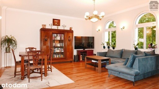Przestronne 4 pokoje, 113 m², zadbana kamienica