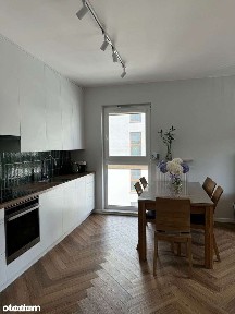 Trzypokojowe mieszkanie + parking + komórka lokatorska