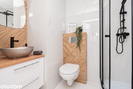 PRYWATNIE 1 piętro z balkonem po remoncie