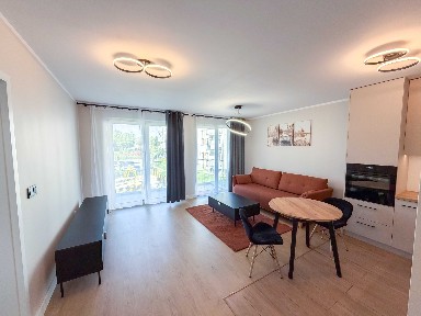 Nowoczesne mieszkanie 45 m2 - 2 pokoje, duży balkon, umeblowane (Nowe osiedle)