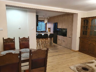Mieszkanie 87 m2 (piętro domu) + ogród + 2 miejsca postojowe