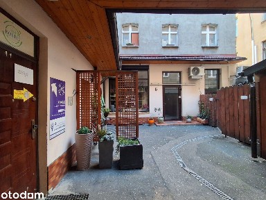 Kamienica oficyna 4-kondygnacyjna z pozwoleniami na budowę.