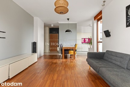 3 pok.71m2 + miejsce postojowe- Port Praski